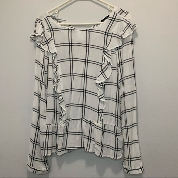 Tops - Alison Andrews Ruffle Plaid Blouse Size Medium